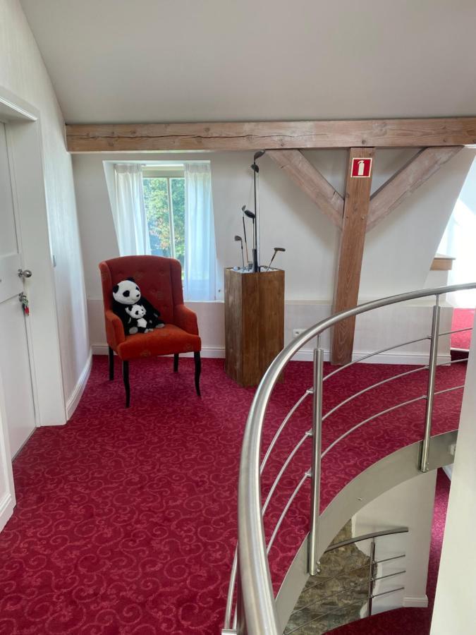 La Chambre Du Chateau De Bernalmont เลียจ ภายนอก รูปภาพ